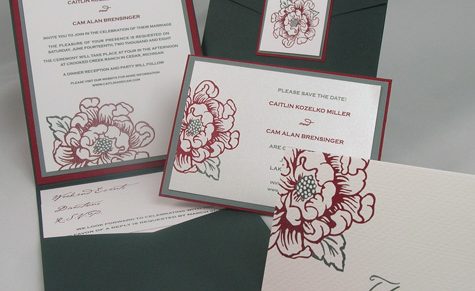 Custom-printed gray and burgundy pocket invitation - EnvelopMe.com